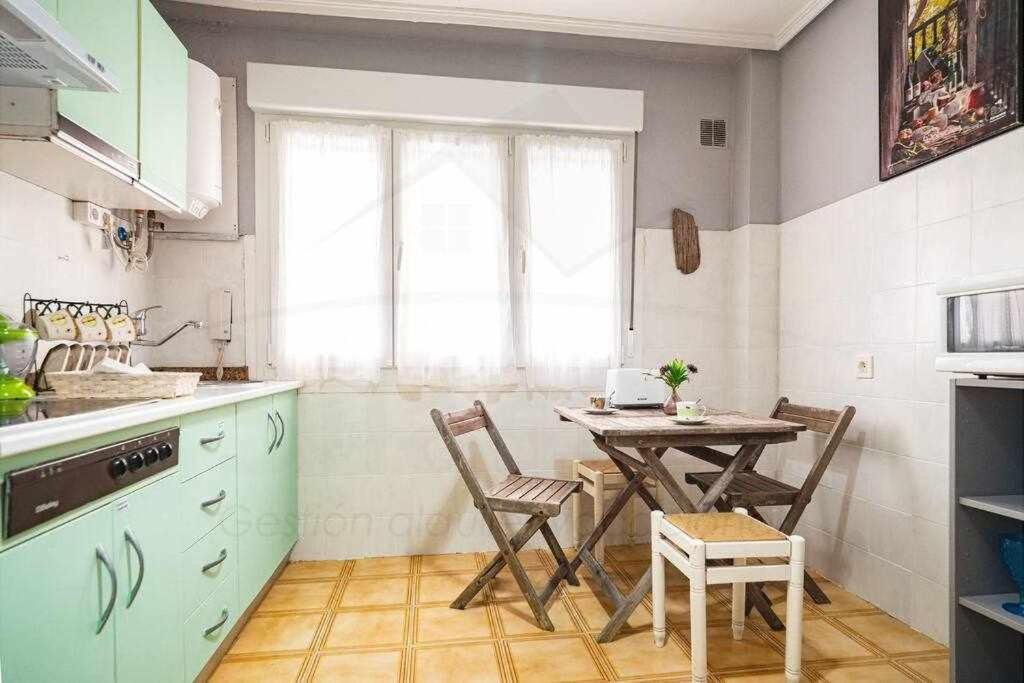 La Capilla Apartamento Oviedo Bagian luar foto