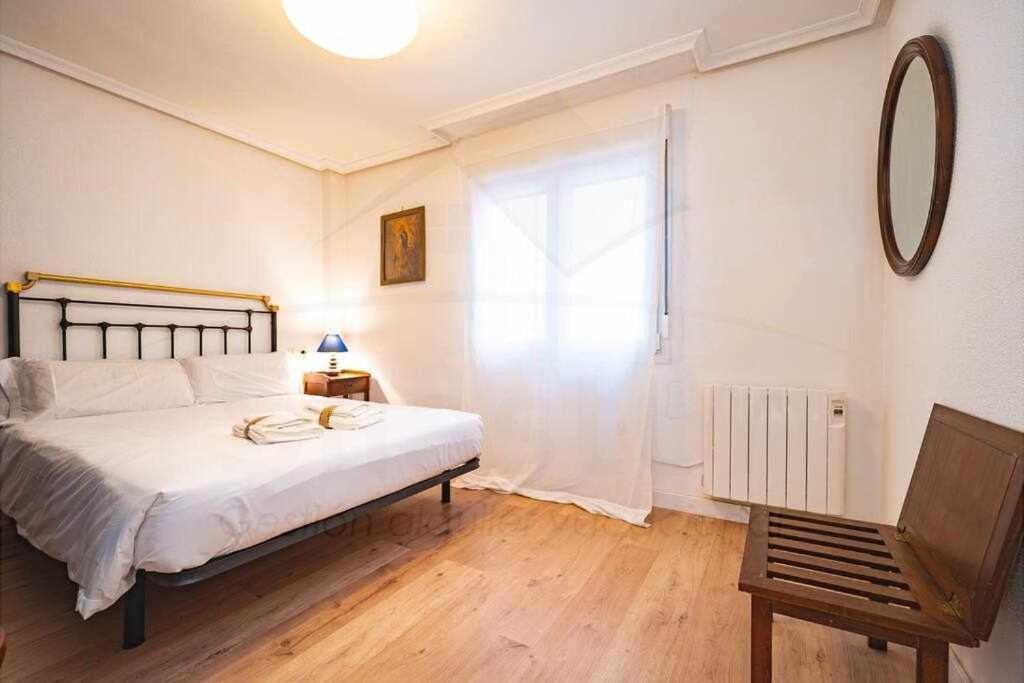 La Capilla Apartamento Oviedo Bagian luar foto